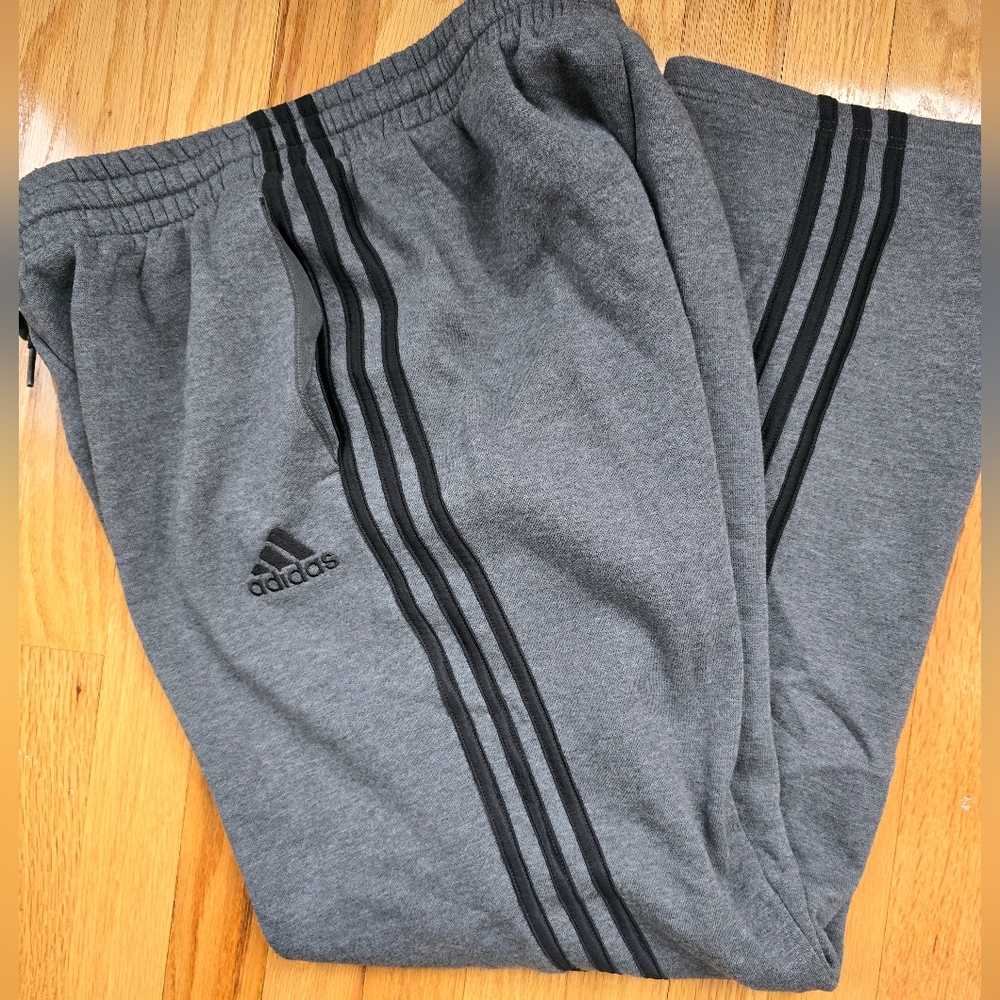 Adidas sweatpants